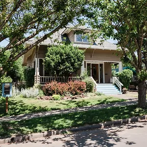 Holiday home Southeast Comfy & Eclectic Craftsman